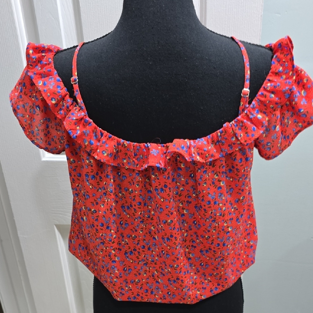 Floral Ruffle Off-Shoulder Top - Red - Picture 5 of 12